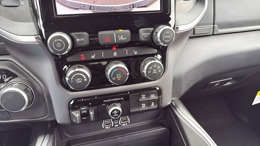 New 2026 RAM 1500 Big Horn w/ Night Edition AWD/4WD image 36