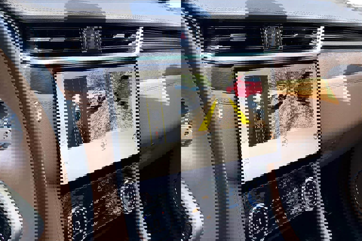 Used 2023 Jaguar F-PACE S AWD/4WD image 21