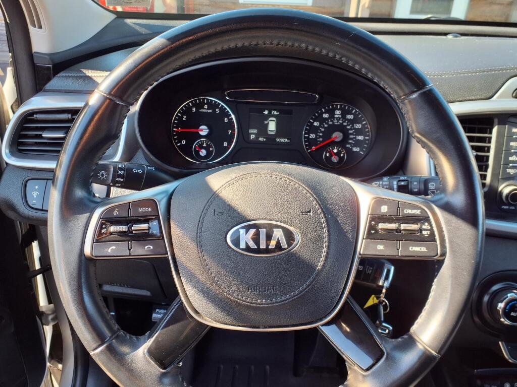 Used 2019 Kia Sorento LX w/ LX Convenience Package AWD/4WD image 19