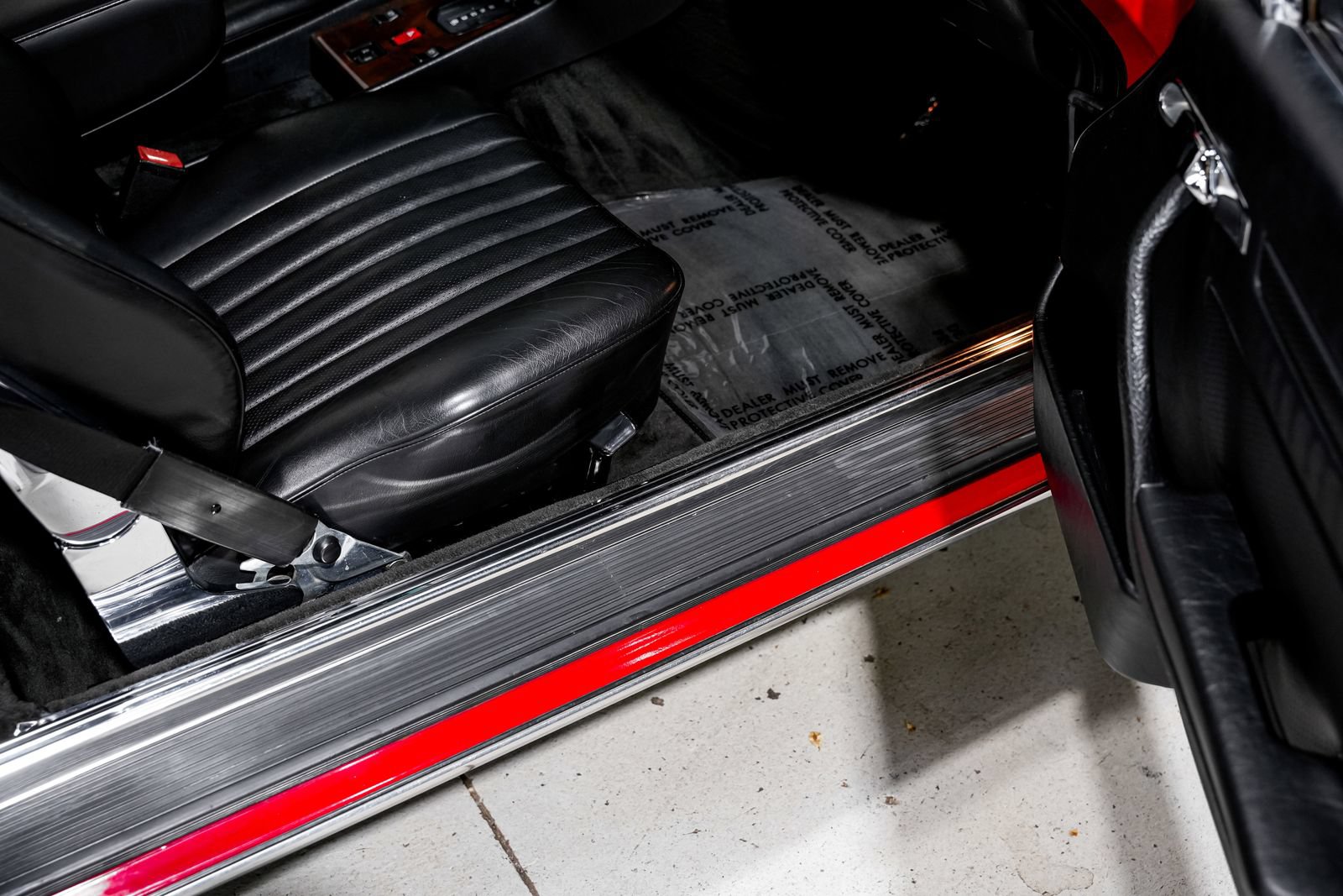 Used 1987 Mercedes-Benz 560 SL image 23