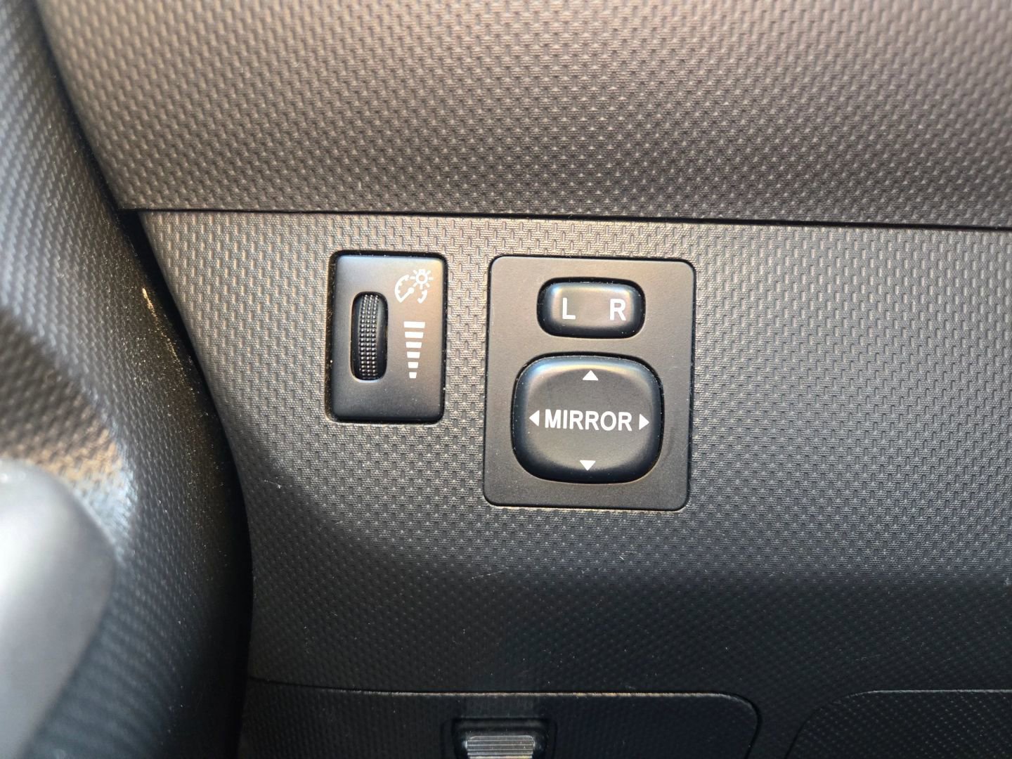 Used 2013 Scion xD image 25