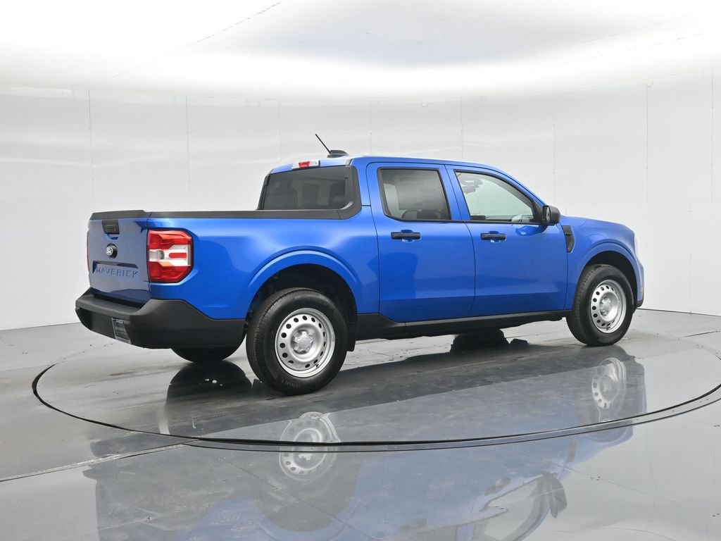 New 2025 Ford Maverick XL image 24