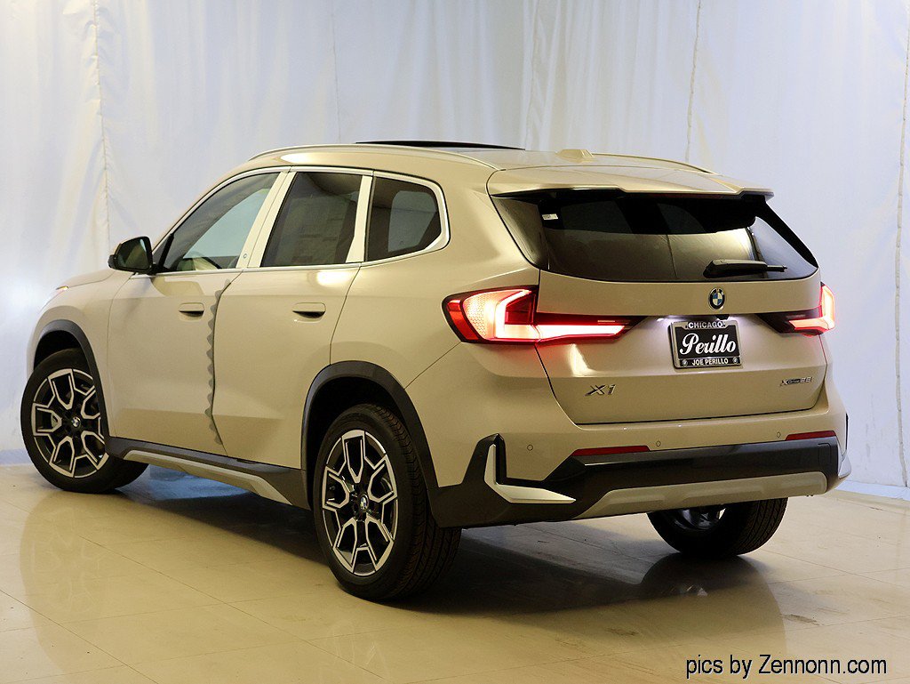 New 2027 BMW X1 xDrive28i AWD/4WD image 9