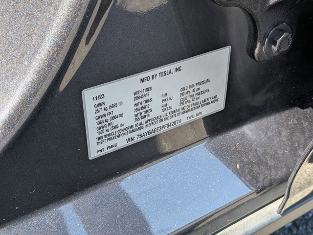 Used 2023 Tesla Model Y Long Range image 22