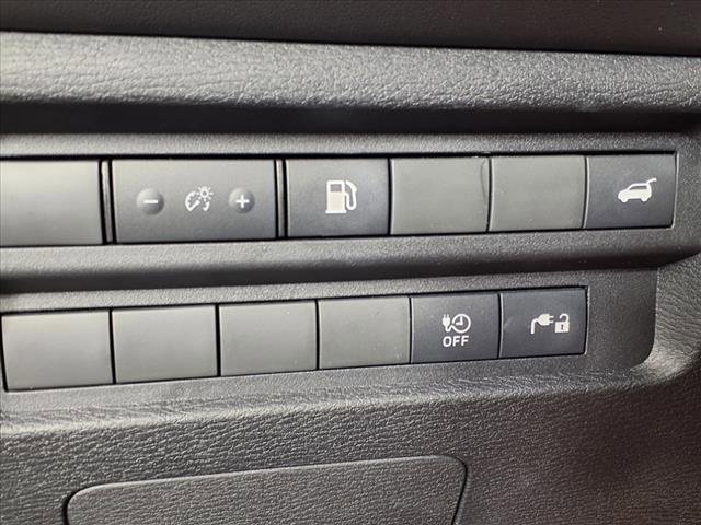 Used 2024 Mitsubishi Outlander SE image 28