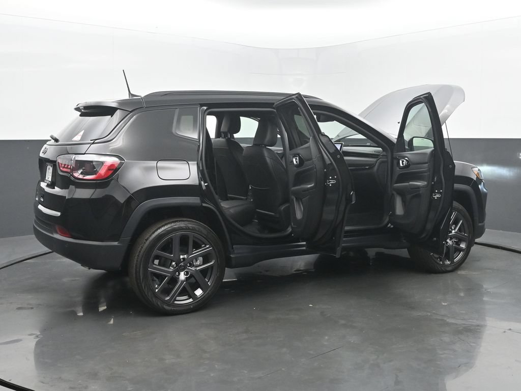 New 2026 Jeep Compass Limited w/ Sun, Sound & Navigation Group AWD/4WD image 55