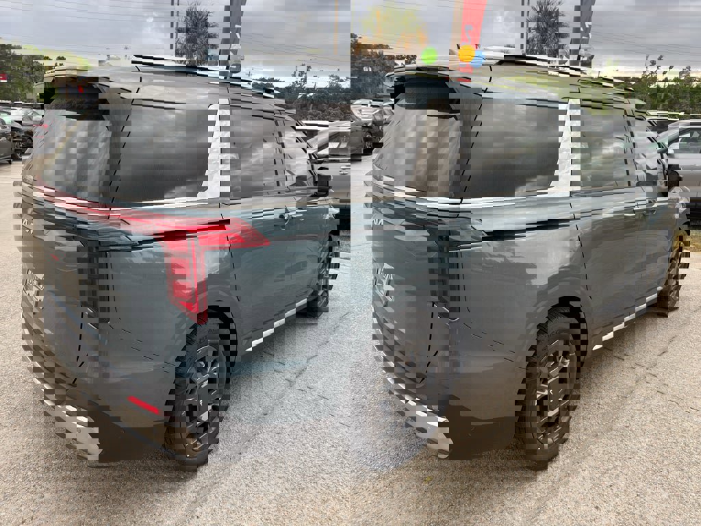 New 2026 Kia Carnival SX image 7