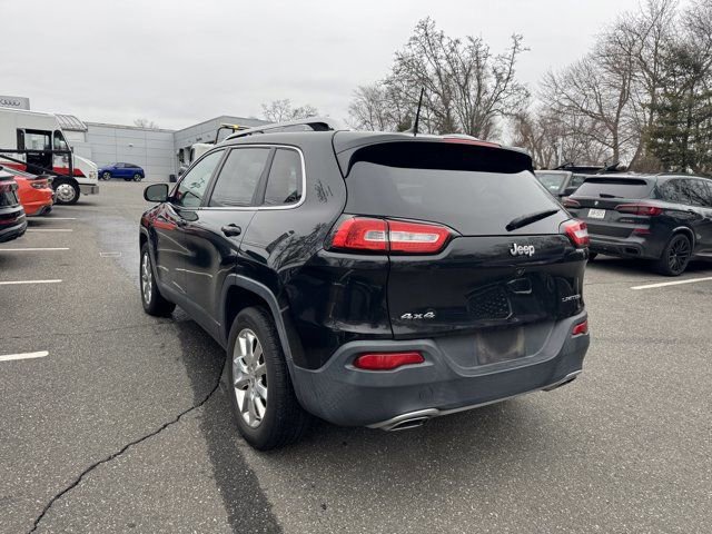 Used 2016 Jeep Cherokee Limited image 7