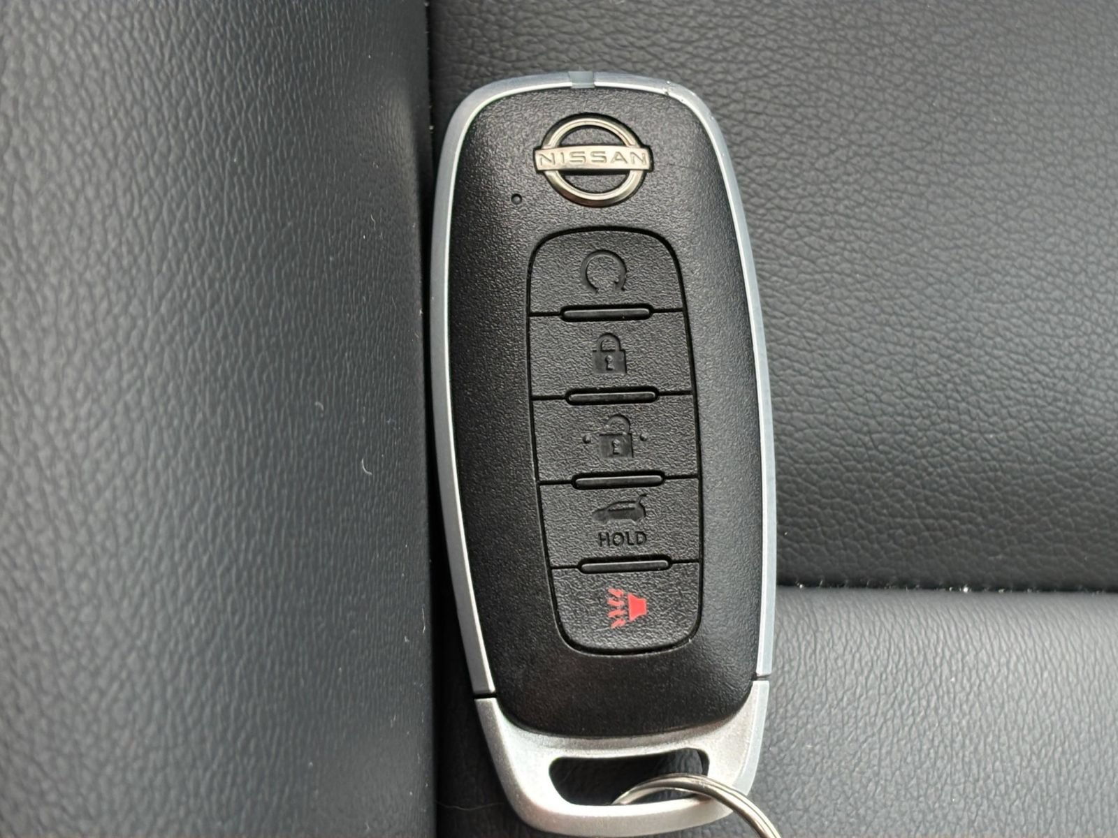 Used 2026 Nissan Rogue SL FWD image 27