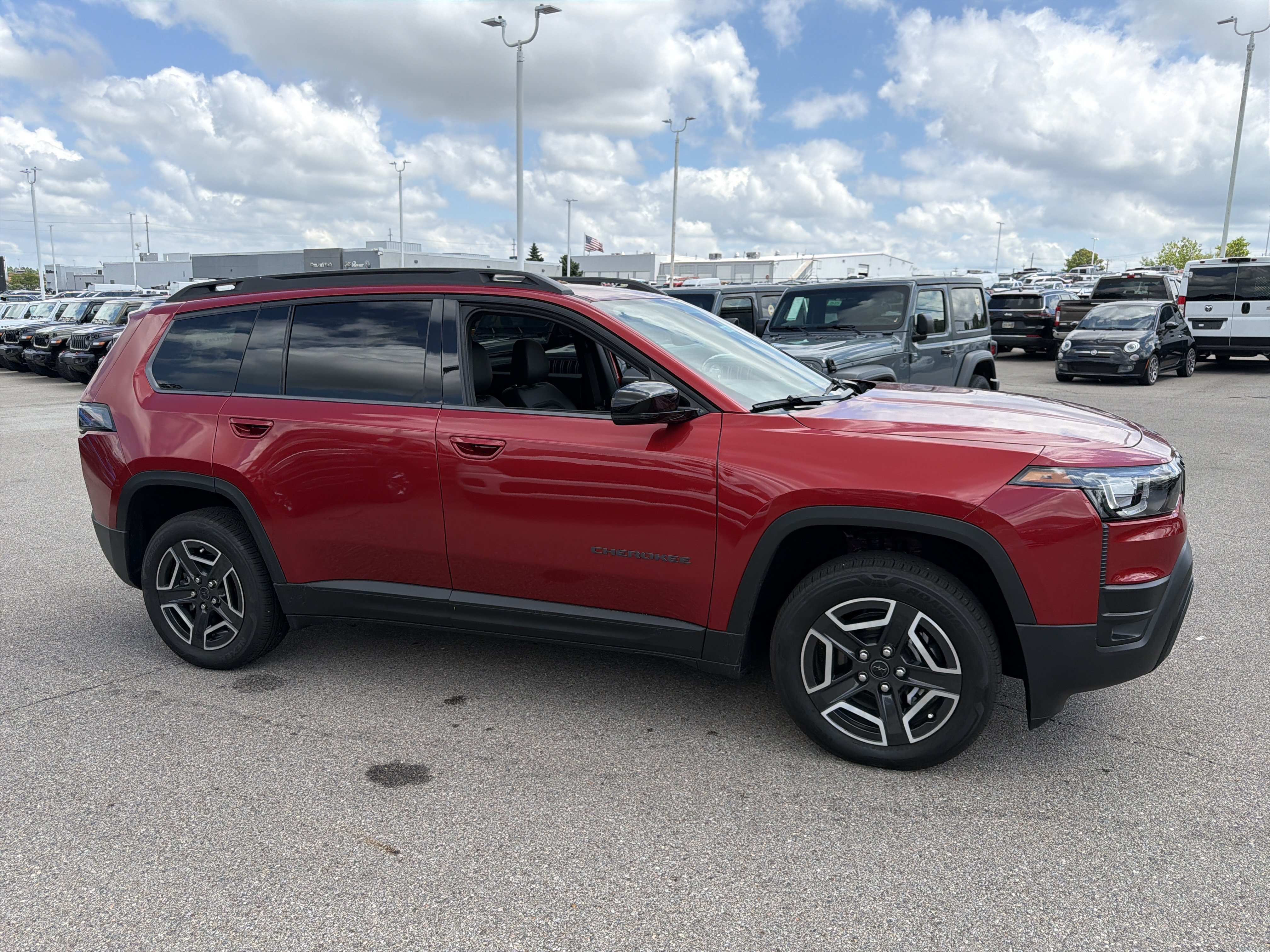 Used 2026 Jeep Cherokee Limited AWD/4WD image 11