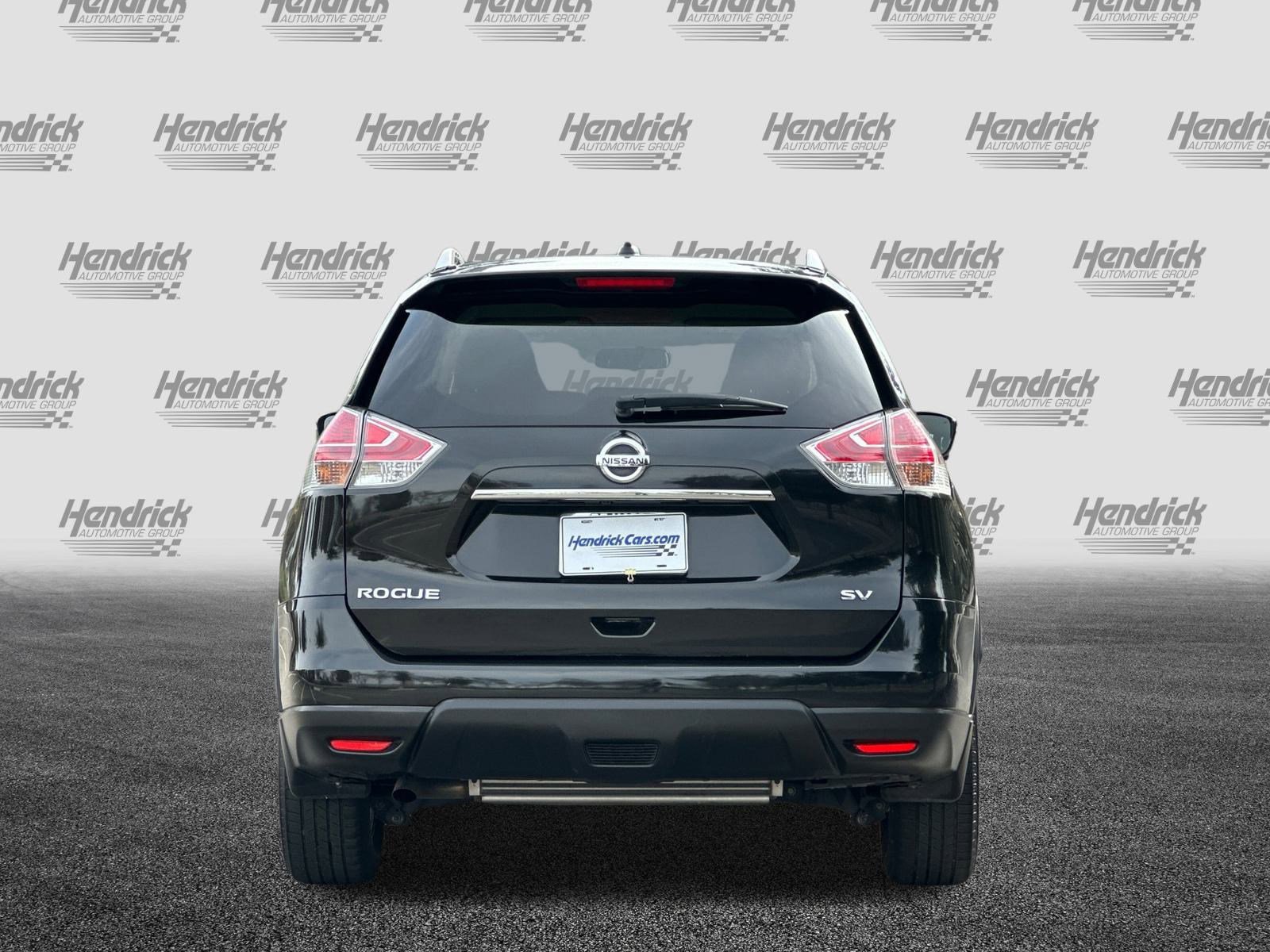 Used 2016 Nissan Rogue SV w/ SV Premium Package image 6