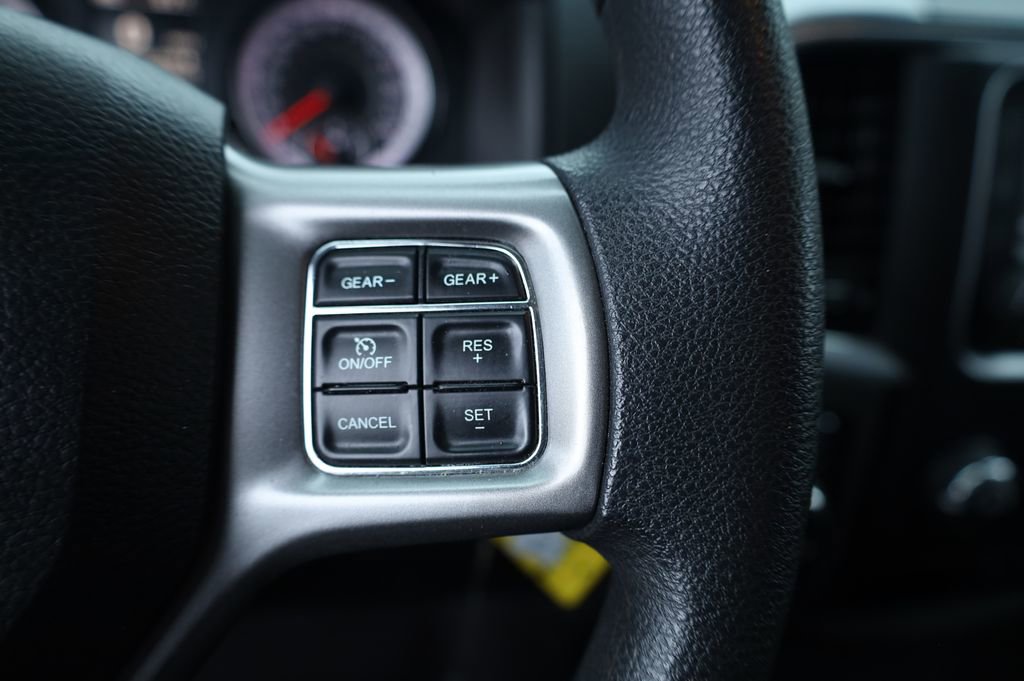 Used 2024 RAM 1500 Classic SLT image 28