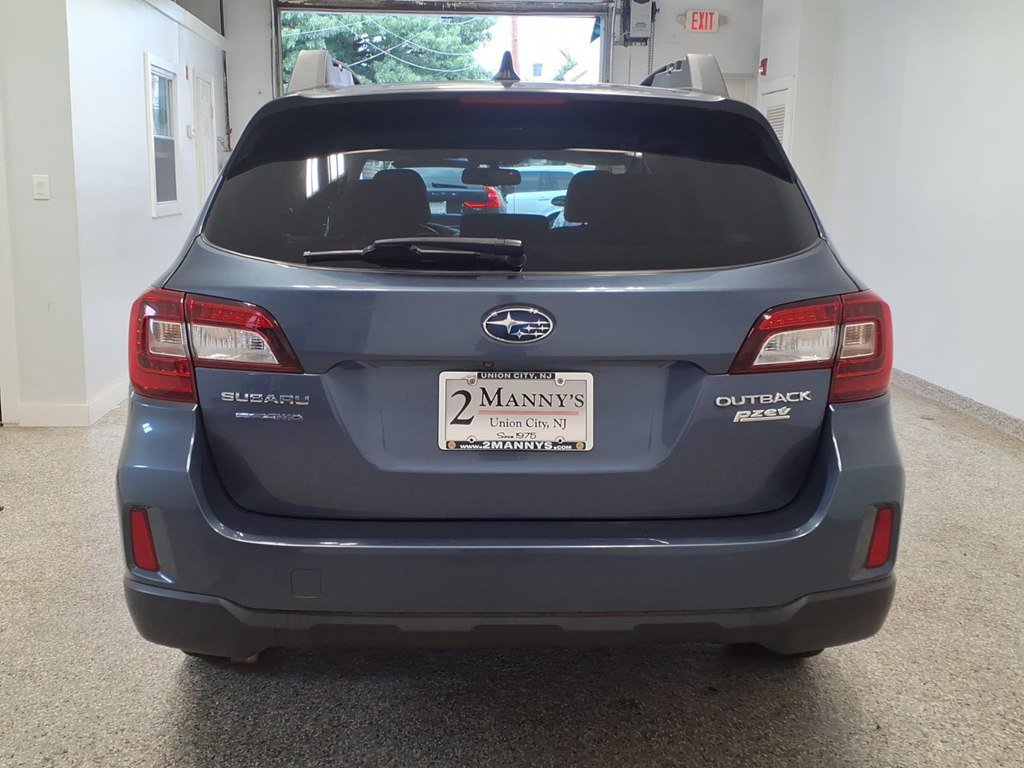 Used 2016 Subaru Outback 2.5i Premium AWD/4WD image 5