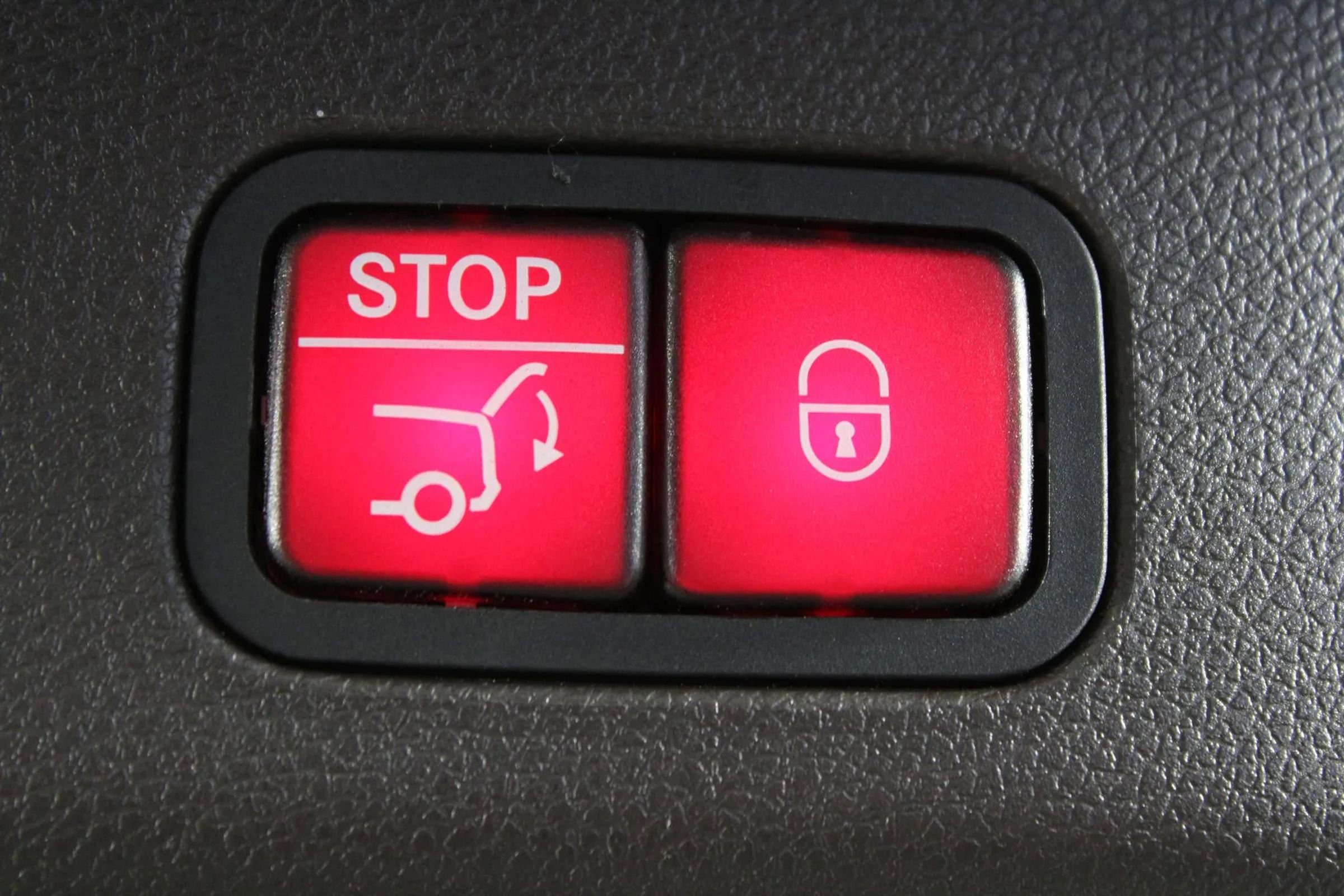 Used 2019 Mercedes-Benz GLS 450 4MATIC image 28