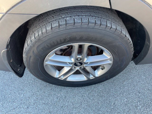 Used 2018 Hyundai Santa Fe Sport w/ 2.4L Value Package 02 AWD/4WD image 6