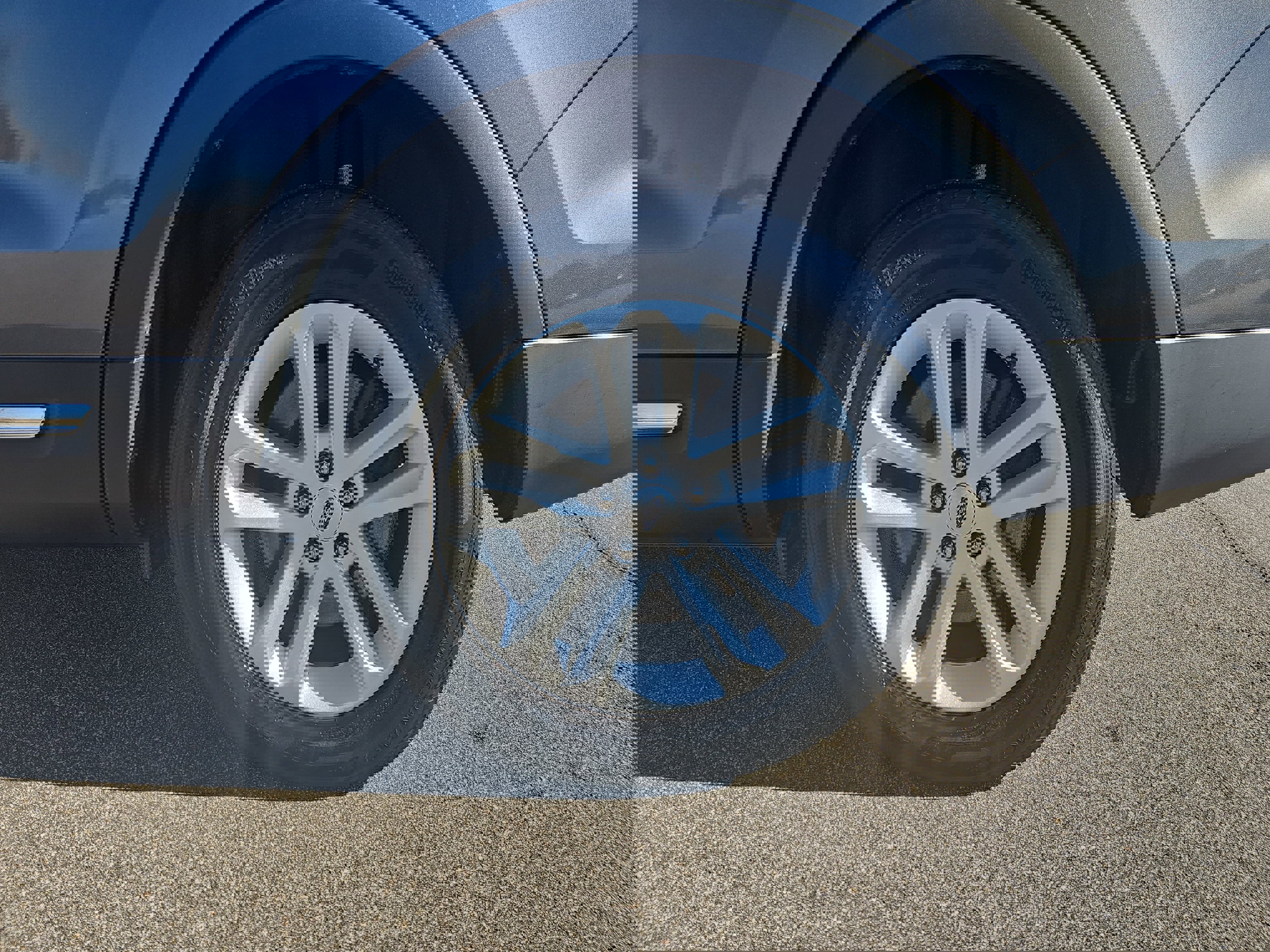 Used 2016 Ford Explorer XLT w/ Equipment Group 202A image 33