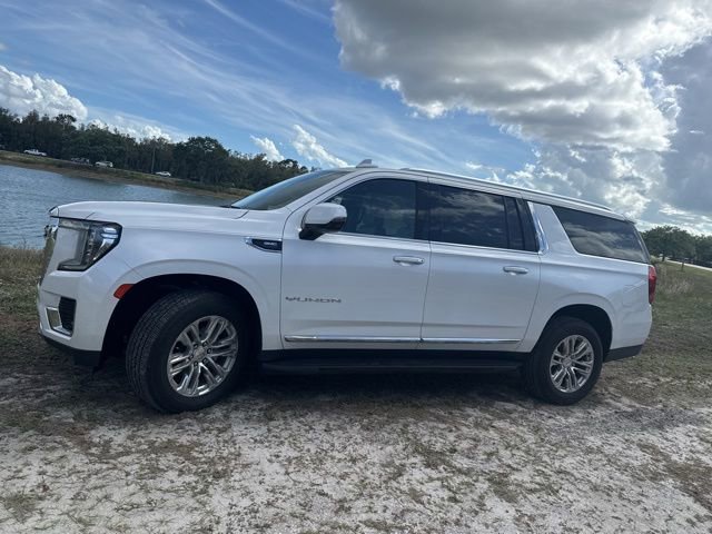 Certified 2022 GMC Yukon XL SLT w/ SLT Luxury Package image 4