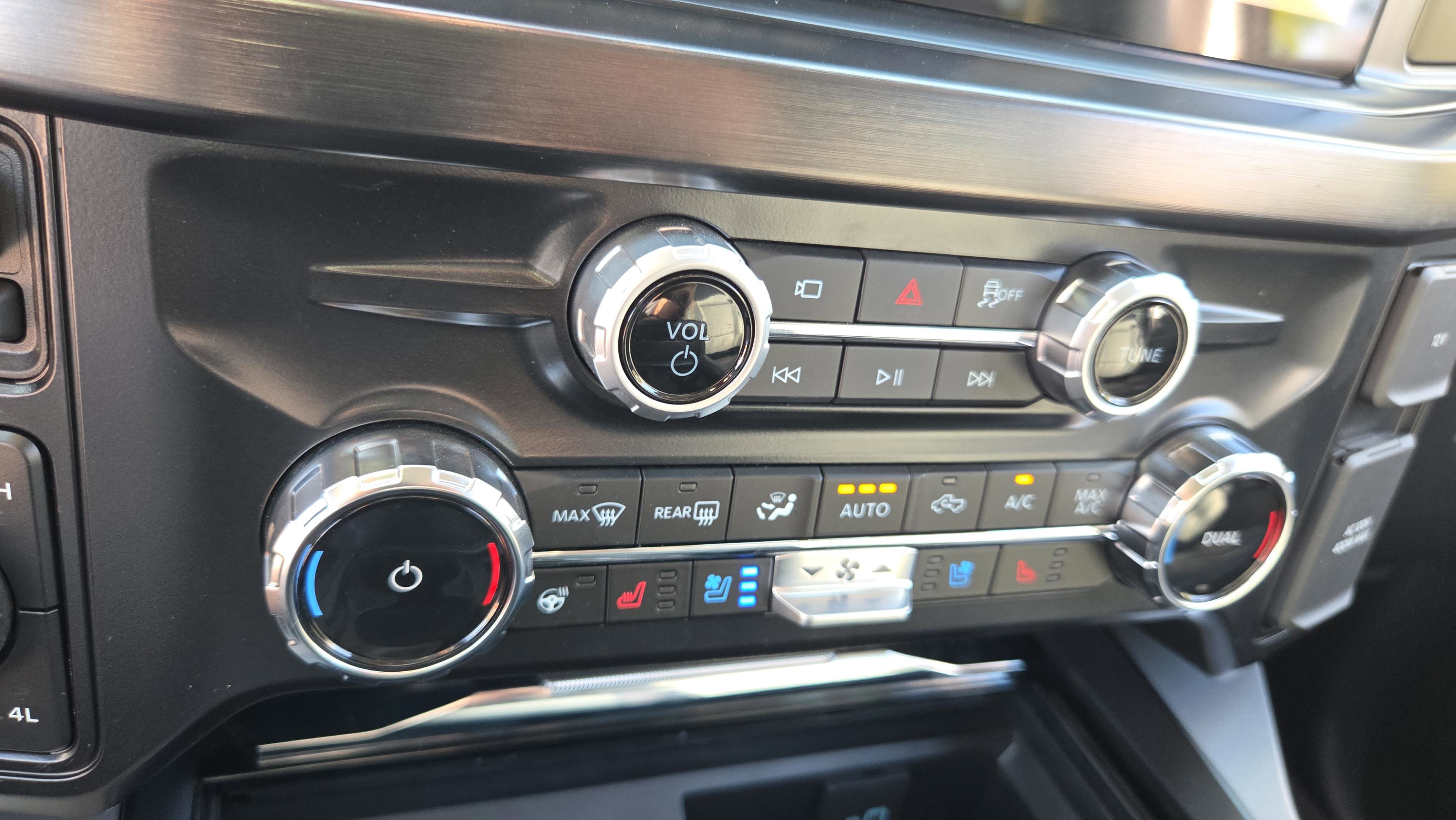 Used 2026 Ford F350 Lariat w/ Lariat Ultimate Package image 26