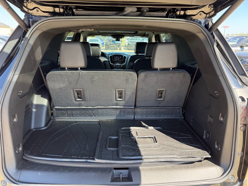 Used 2024 Chevrolet Traverse High Country image 33
