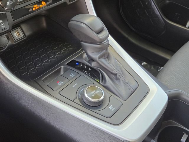 Certified 2025 Toyota RAV4 XLE image 22