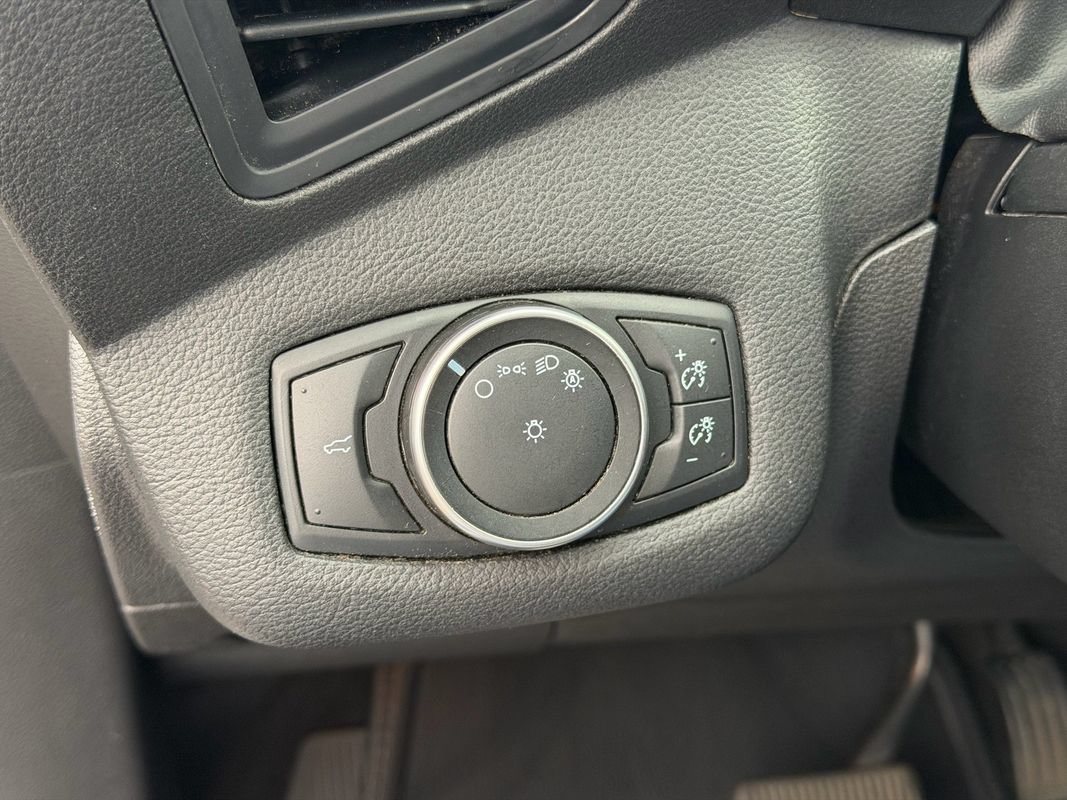 Used 2017 Ford Escape S FWD image 22