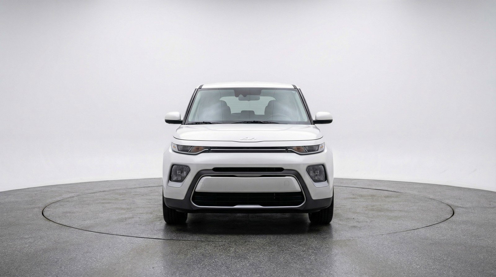 Used 2025 Kia Soul LX w/ LX Technology Package image 2