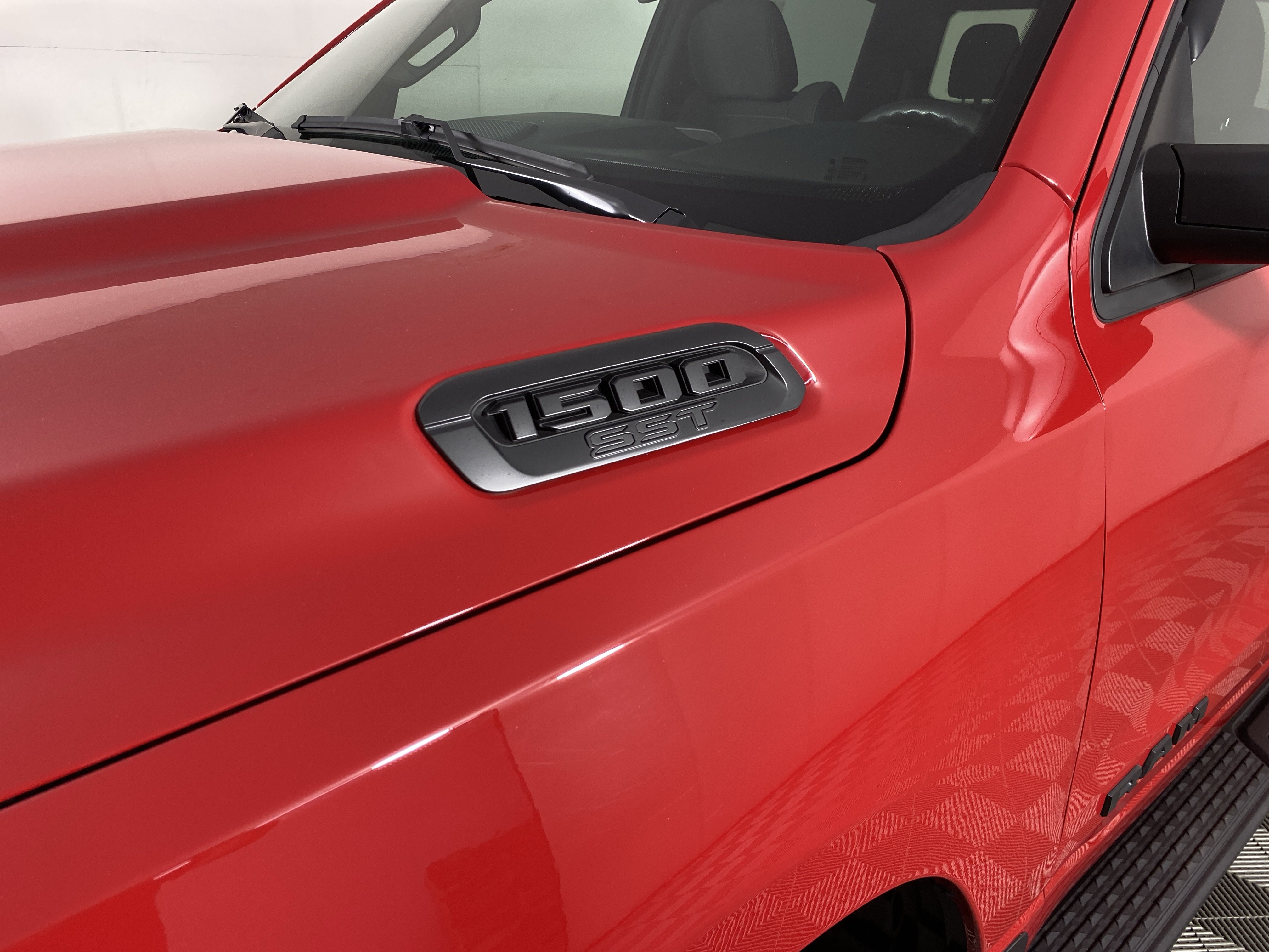 Used 2025 RAM 1500 Tradesman w/ Night Edition AWD/4WD image 10