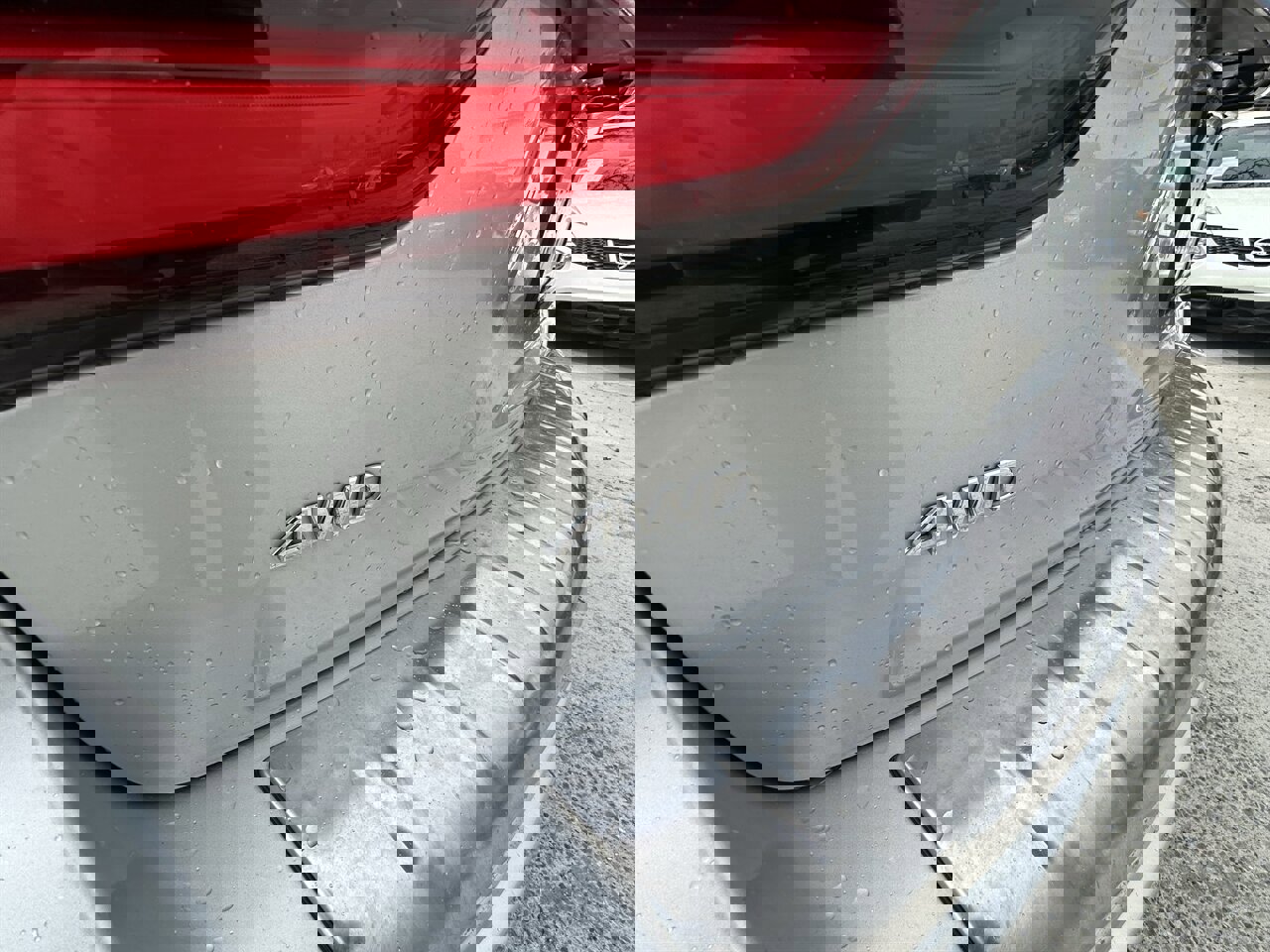 Used 2020 INFINITI QX80 Luxe w/ Proassist Package AWD/4WD image 39