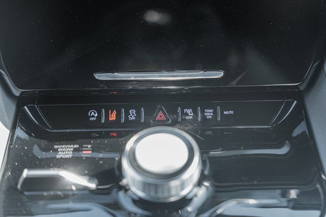 New 2026 Jeep Grand Wagoneer Limited image 33