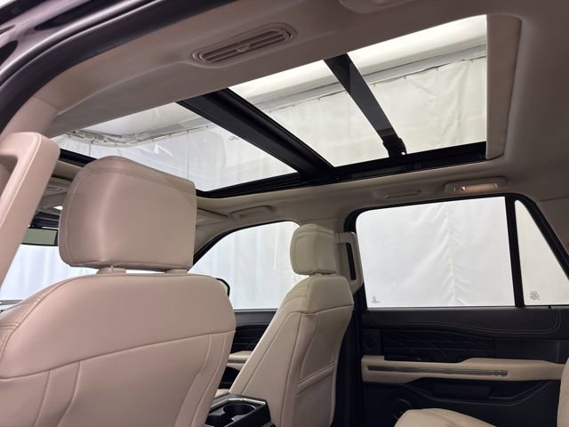 Used 2021 Ford Expedition Max Platinum image 22
