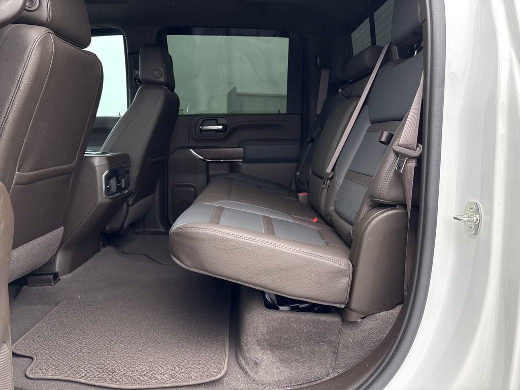 Used 2023 GMC Sierra 3500 Denali w/ Denali Ultimate Package AWD/4WD image 36