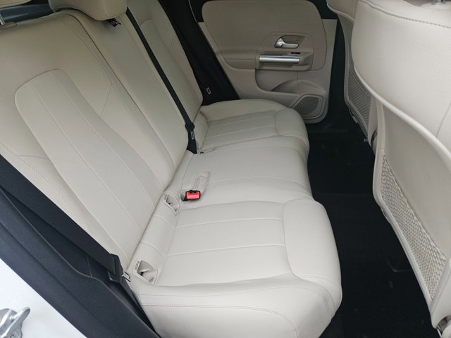 Used 2023 Mercedes-Benz GLA 250 GLA 250 image 17