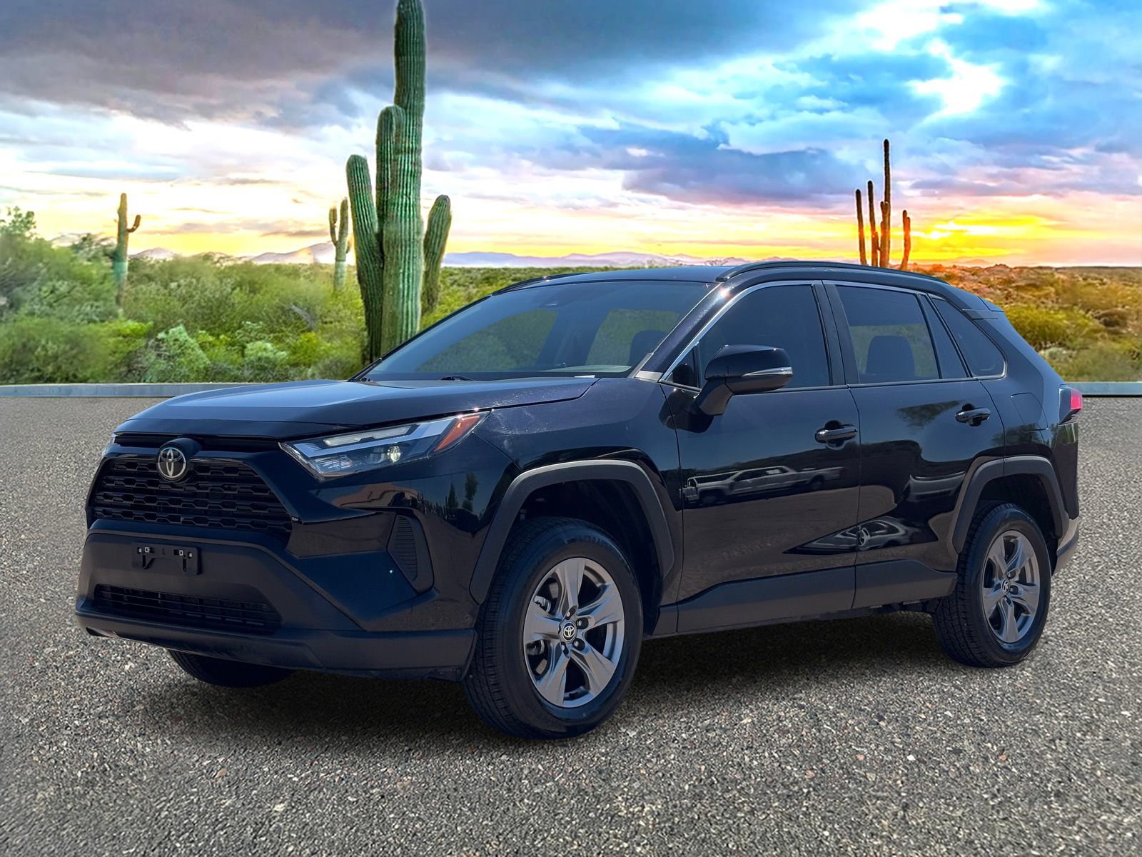 Used 2024 Toyota RAV4 XLE image 2