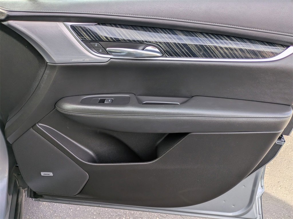 Used 2024 Cadillac XT6 Premium Luxury image 35