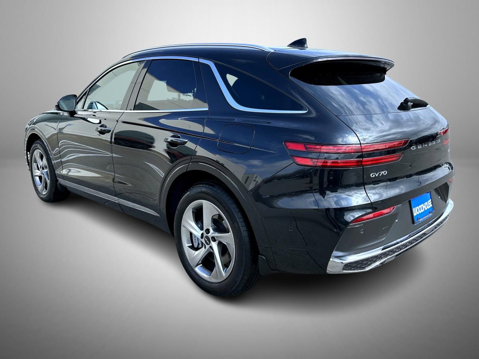 Certified 2026 Genesis GV70 2.5T Advanced AWD/4WD image 7