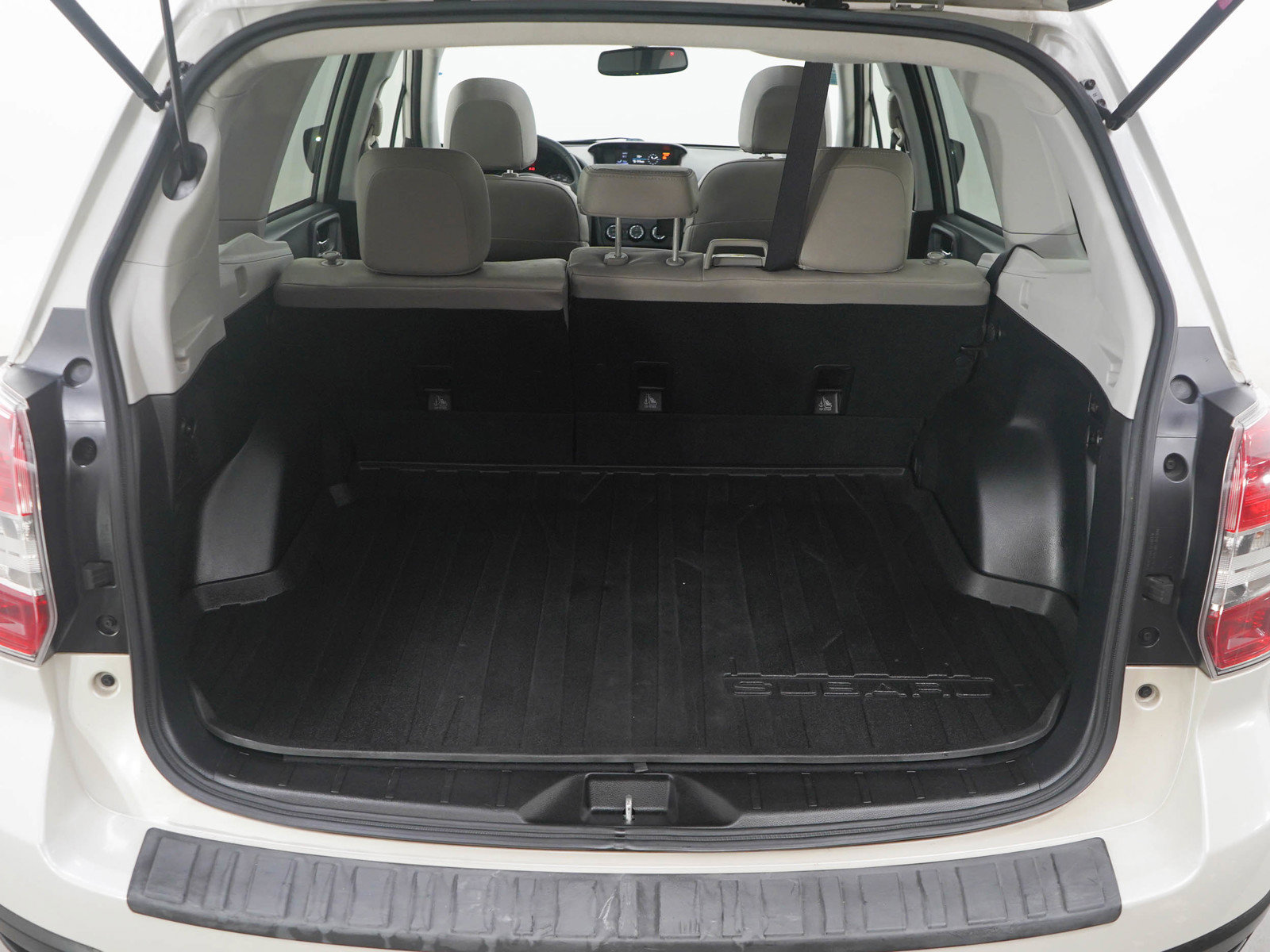 Used 2015 Subaru Forester 2.5i Limited w/ Popular Package #2 image 17