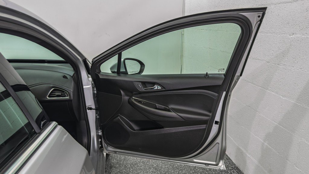 Used 2016 Chevrolet Cruze Premier w/ RS Package FWD image 20