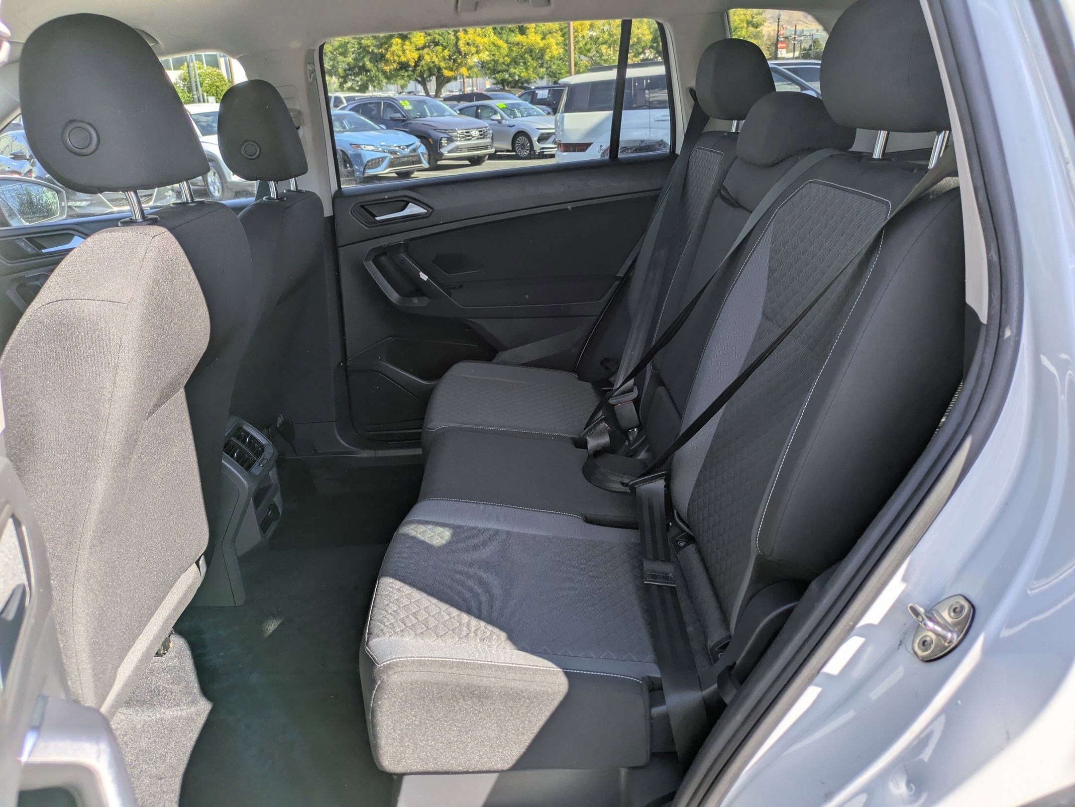 Used 2021 Volkswagen Tiguan S image 29
