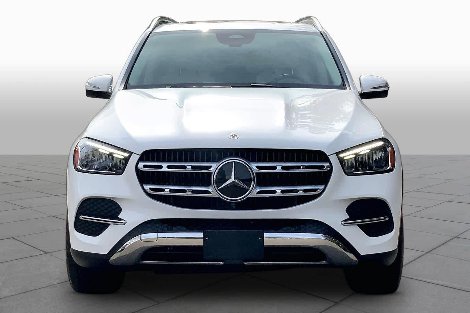 Used 2024 Mercedes-Benz GLE 350 4MATIC image 4