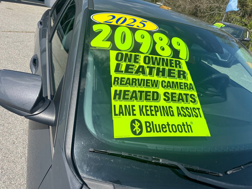 Used 2025 Hyundai Elantra SEL image 24