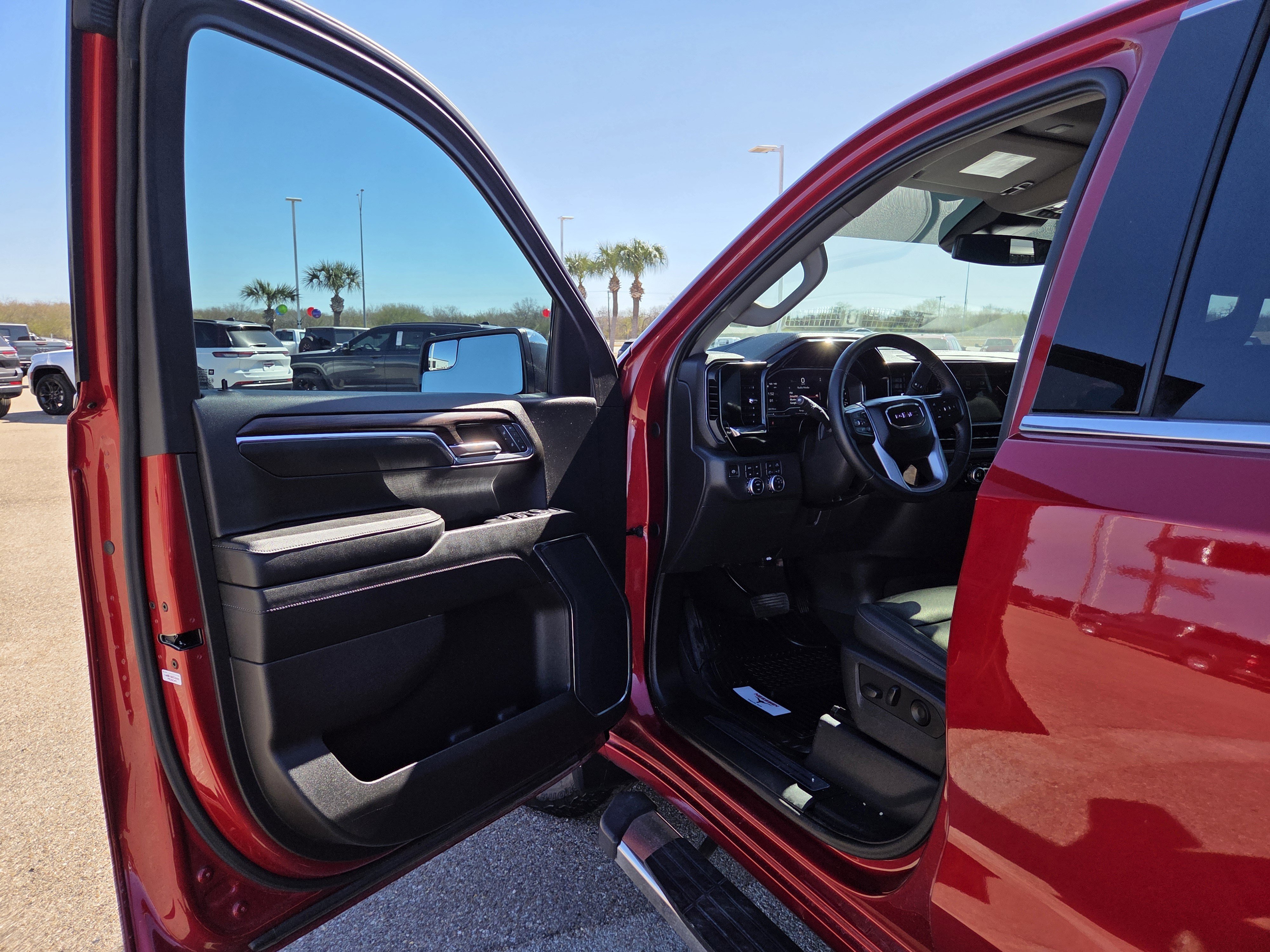 Used 2024 GMC Sierra 1500 SLT w/ X31 Off-Road Package image 14