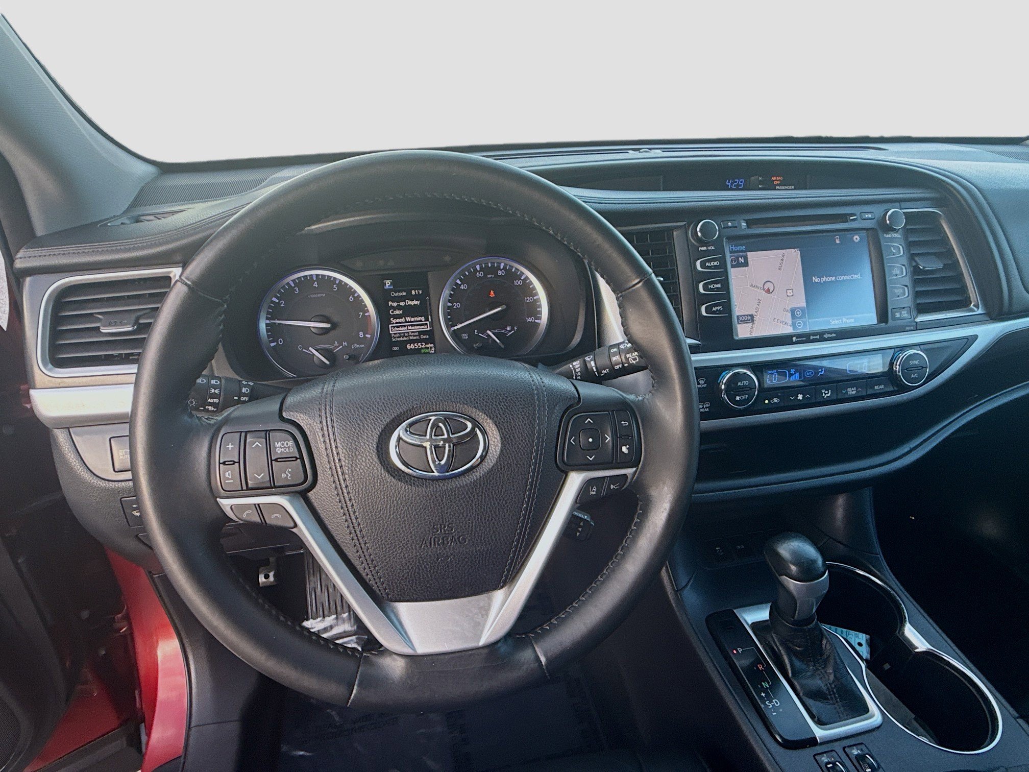Used 2018 Toyota Highlander SE image 10