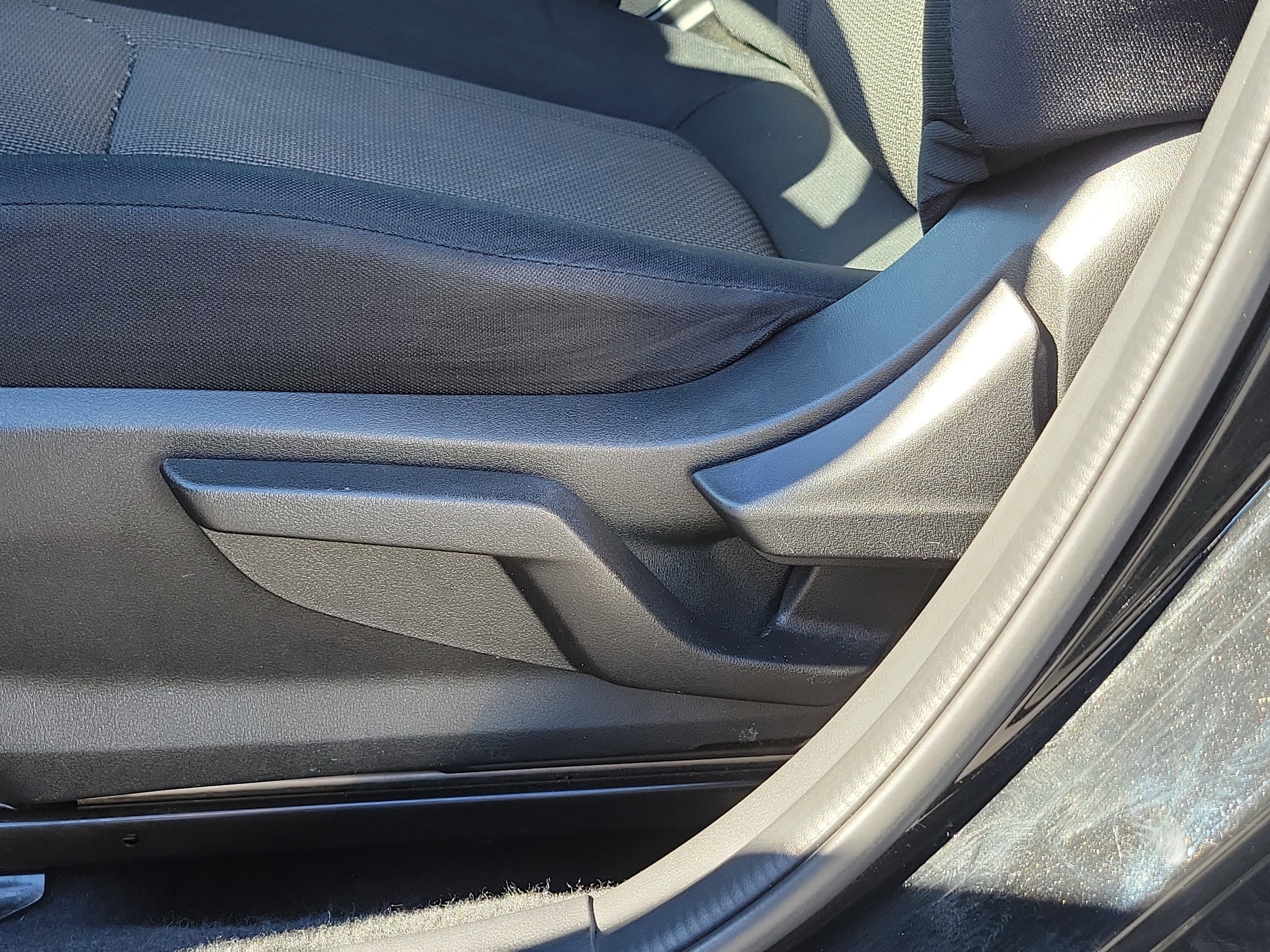 Certified 2023 Subaru Crosstrek 2.0i image 22