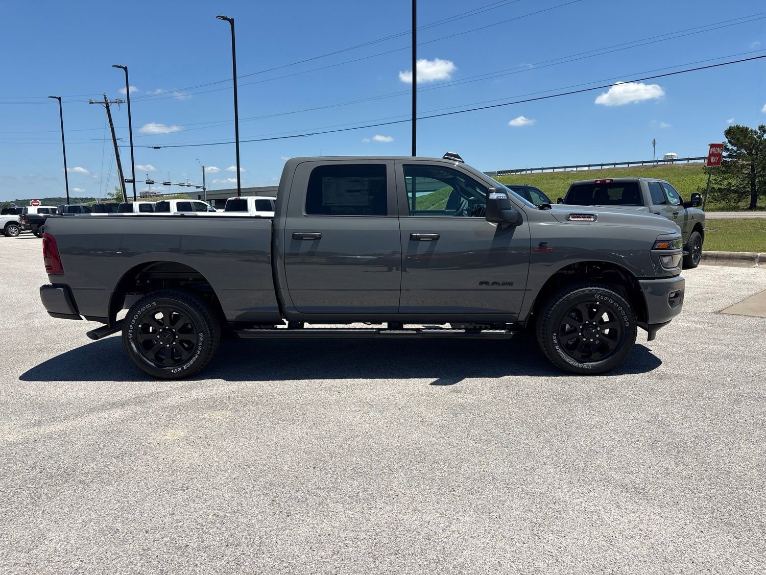 New 2026 RAM 2500 Lone Star AWD/4WD image 7