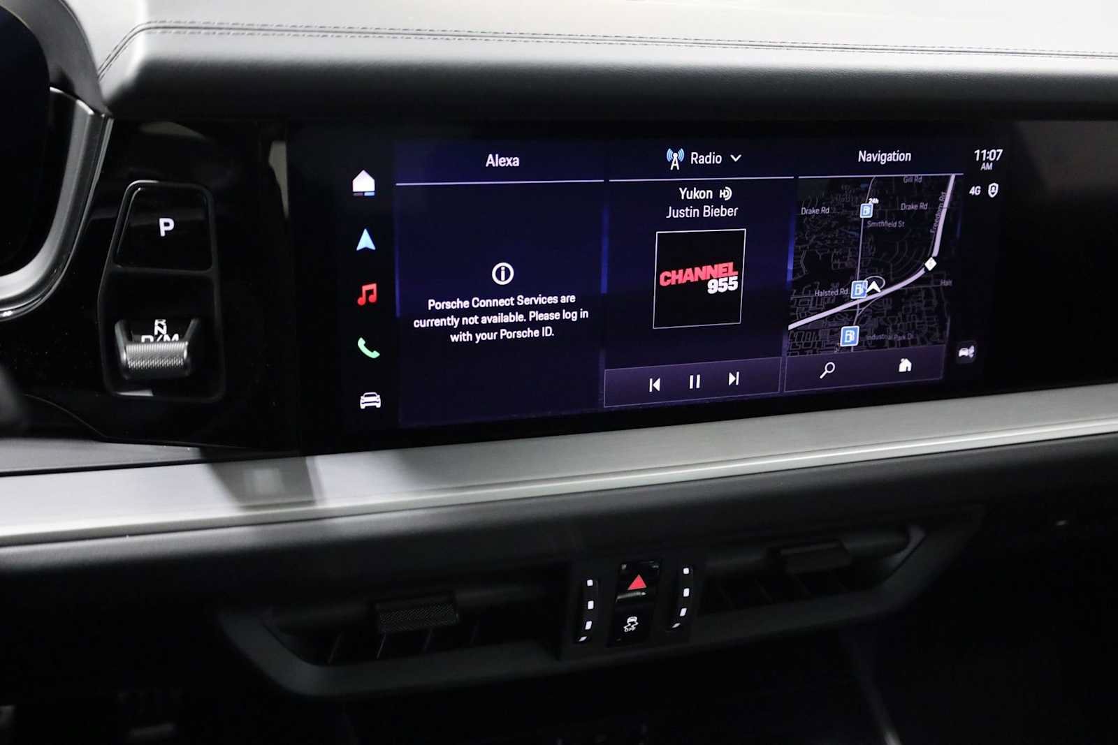 New 2026 Porsche Cayenne Coupe AWD/4WD image 32