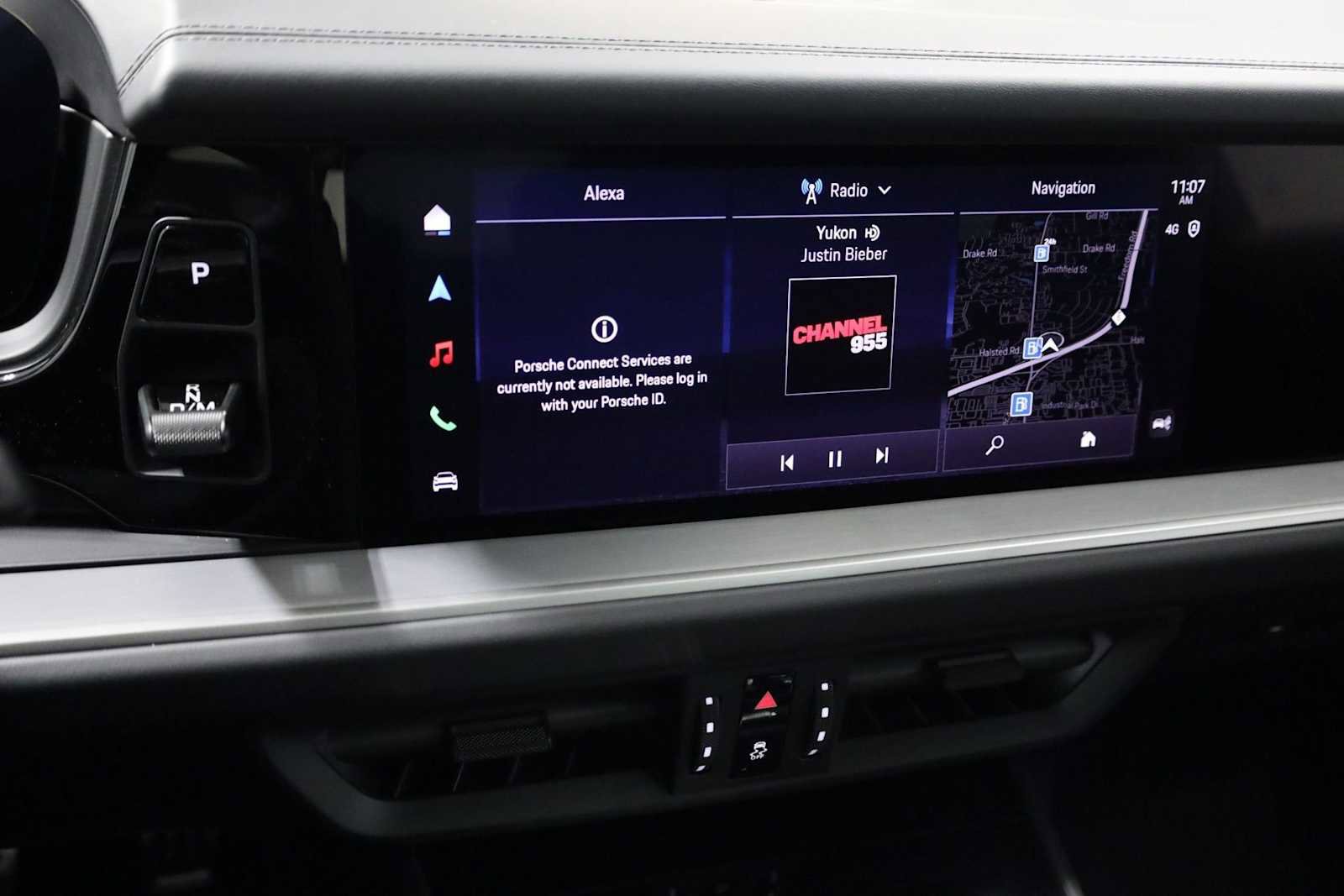 New 2026 Porsche Cayenne Coupe AWD/4WD image 32