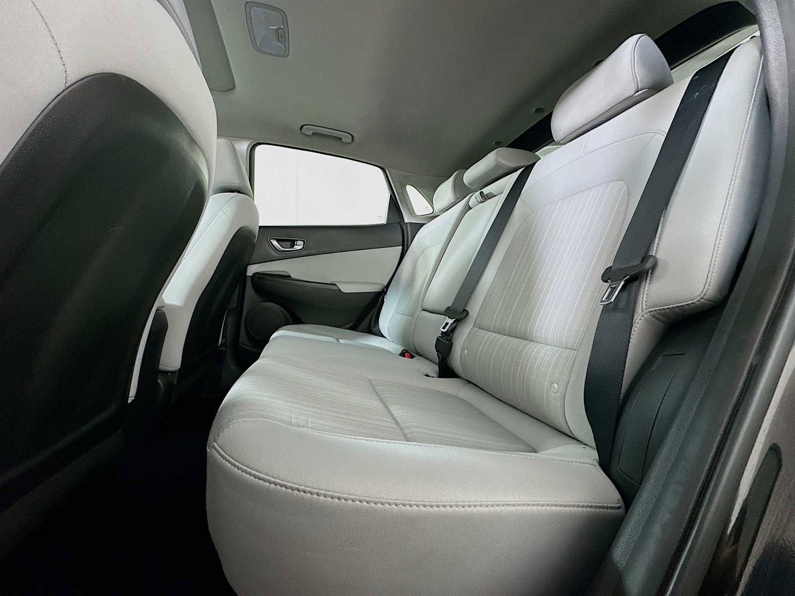 Used 2022 Hyundai Kona SEL w/ Convenience Package image 22