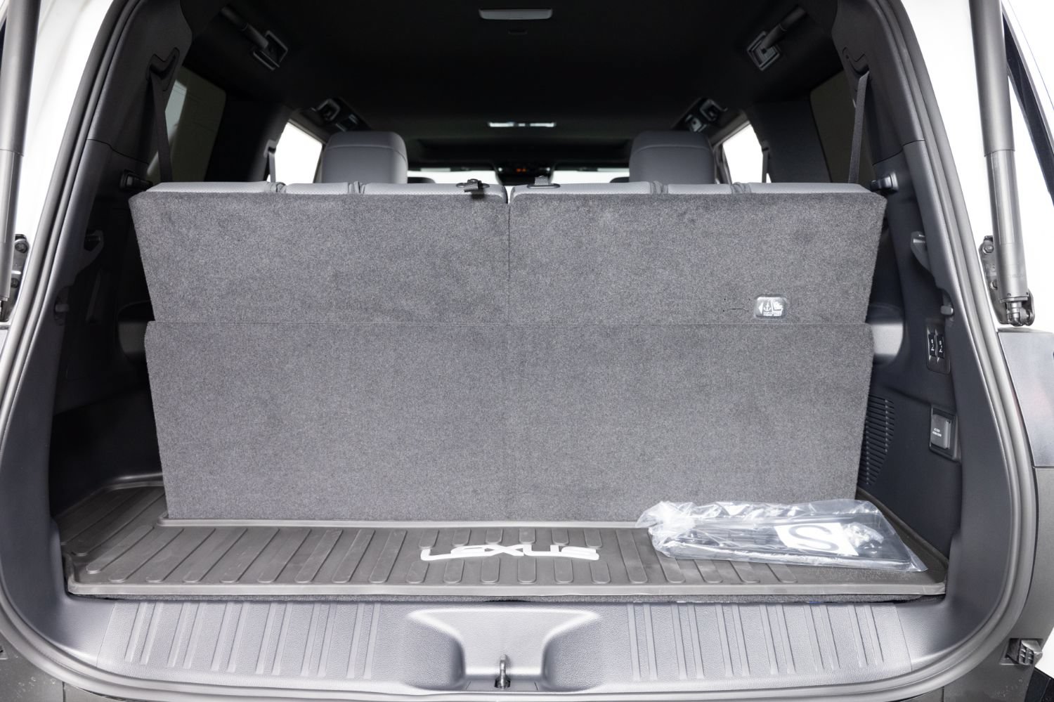 Used 2026 Lexus GX 550 w/ Accessory Package (ZB) AWD/4WD image 22