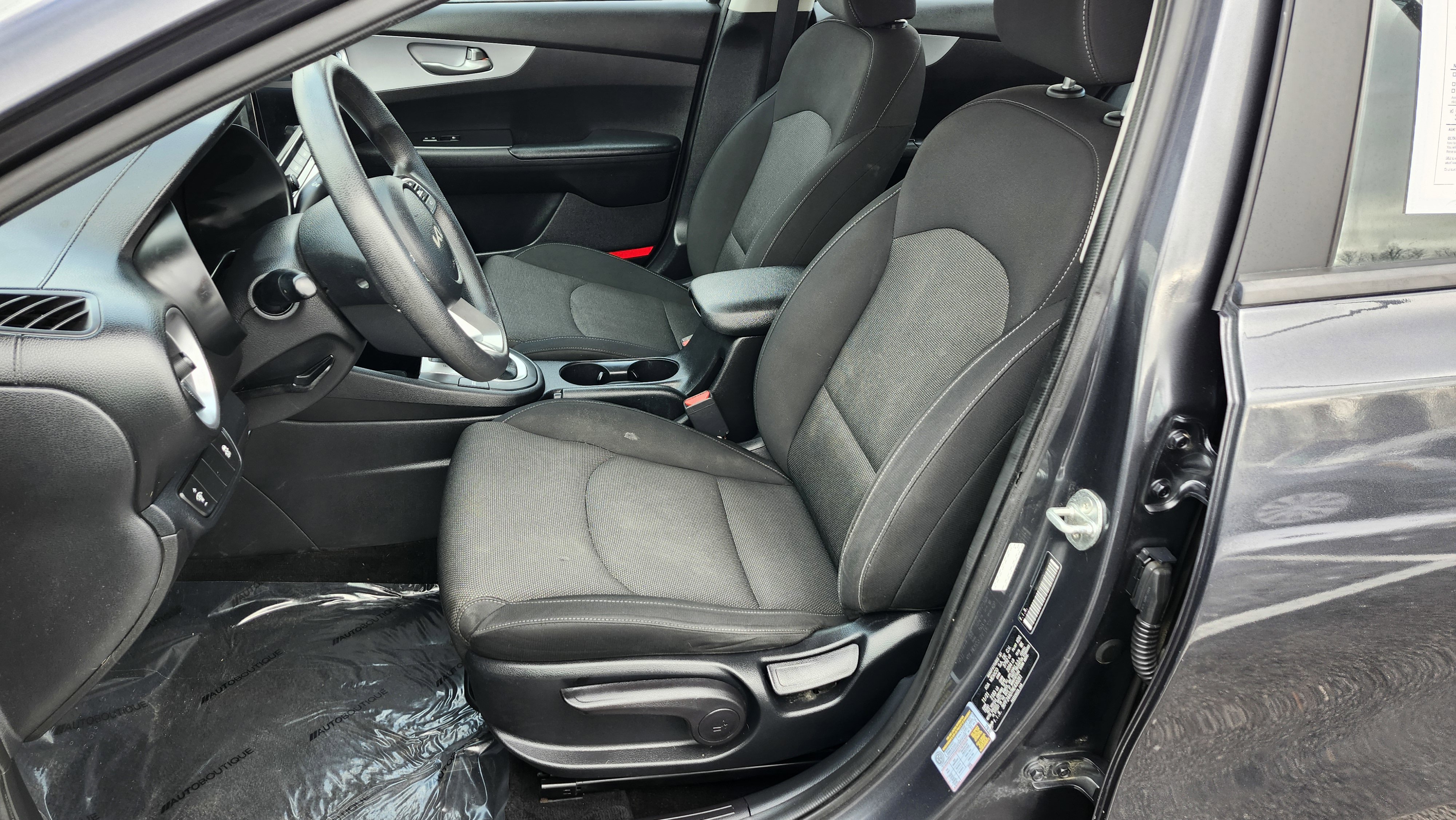 Used 2022 Kia Forte LXS image 20