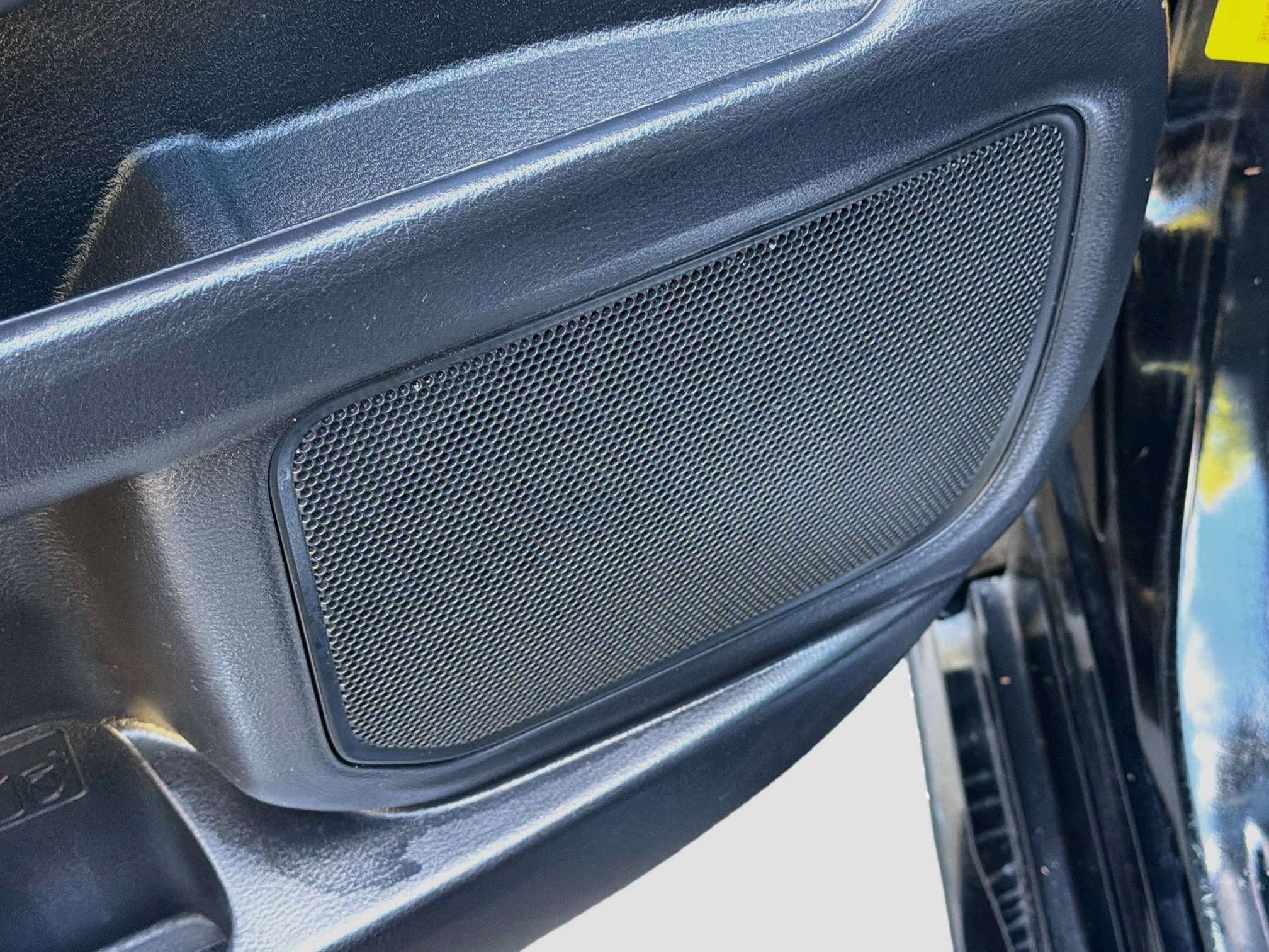 Used 2025 Toyota Sienna XLE FWD image 15